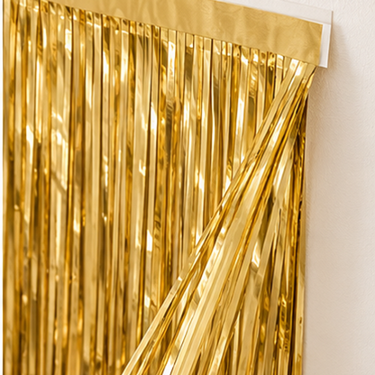 Metallic Fringe Backdrop — feature